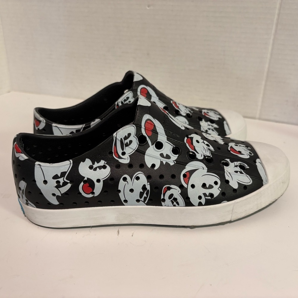Disney x Native Black Mickey Mouse Slip On Water Shoes Disney Black Red White - Picture 14 of 14